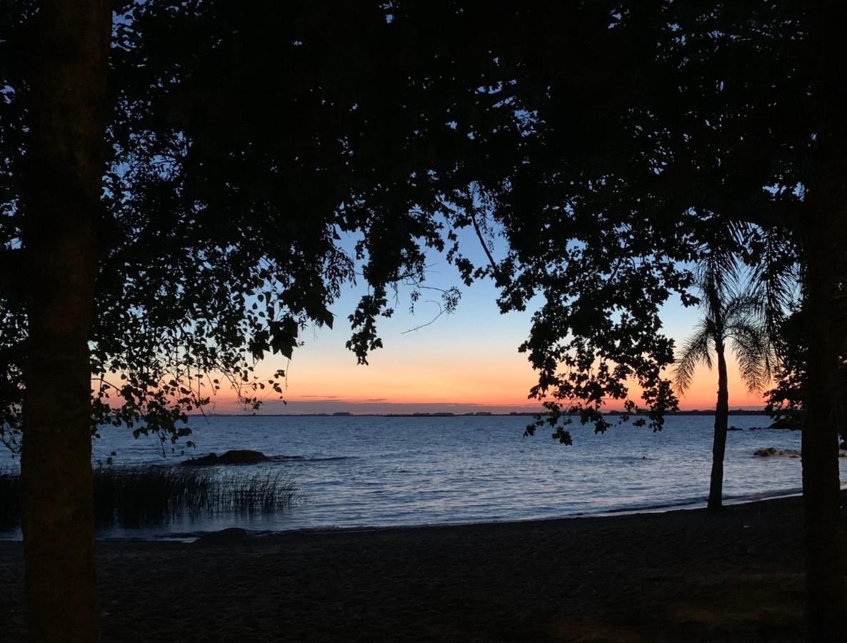 Apartamento Beira Da Praia Das Ondinas Sao Lourenco do Sul Luaran gambar